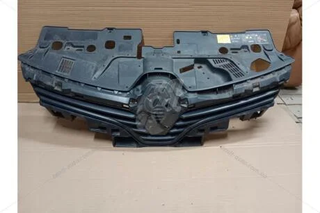 Решетка радиатора Renault Clio IV (12-) (622562901R) Renault RENAULT '622562901R
