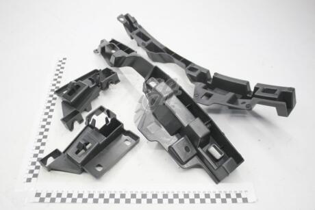 Кронштейн бампера (4шт) Scenic III 2012- RENAULT 622900446R