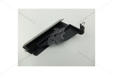 Дефлектор воздушный Duster (10-17) RENAULT '628204721R