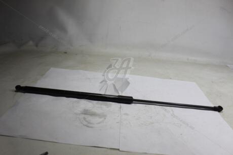 Амортизатор капота Duster (17-) RENAULT '654702645R
