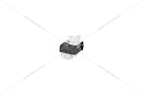 Накладка порога левая (угол брызговика) Duster II (17-) RENAULT '768512896R