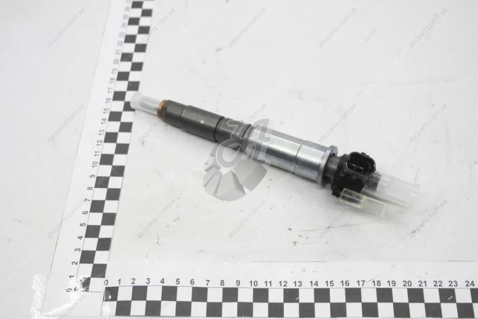 Форсунка паливна 2,0dci, Laguna II/III, Vivaro A, Trafic II, Megane II Renault RENAULT 7701476567 (фото 1)