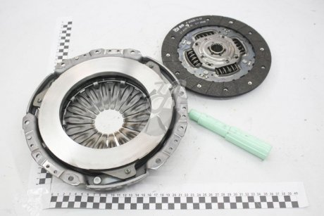 Сцепление в сборе 1.5dci K9K 230mm Daster (11-17), Logan II (12-) RENAULT 7701479161