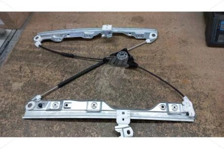 Склопідйомник дверей передньої лівої Renault Koleos I (08-16) (807219093R) Renault RENAULT '807219093R