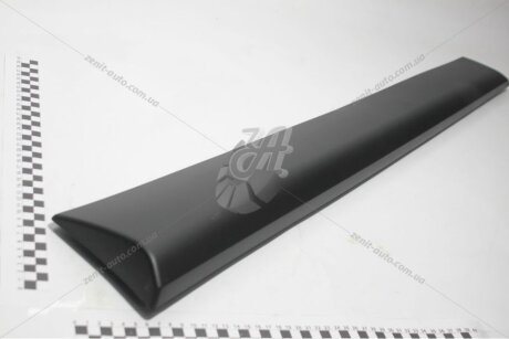 Молдинг передньоi двеi лівий Dokker RENAULT 808779182R