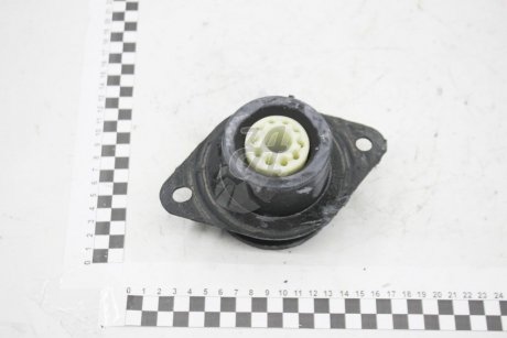 Опора двигателя левая 1,9dci Renult Trafic II, Opel Vivaro A 2001- RENAULT 8200003824