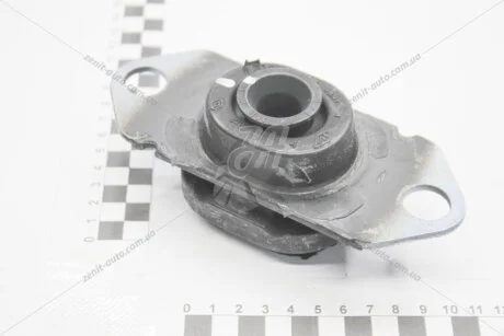 Опора КПП1.5dci Renault Kangoo II 2008- Renault RENAULT 8200352861