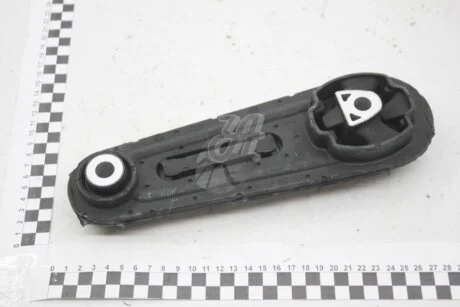 Опора двигуна Logan, MCV, Sandero, Clio III, Megane II, Scenic II. Renault RENAULT 8200575641