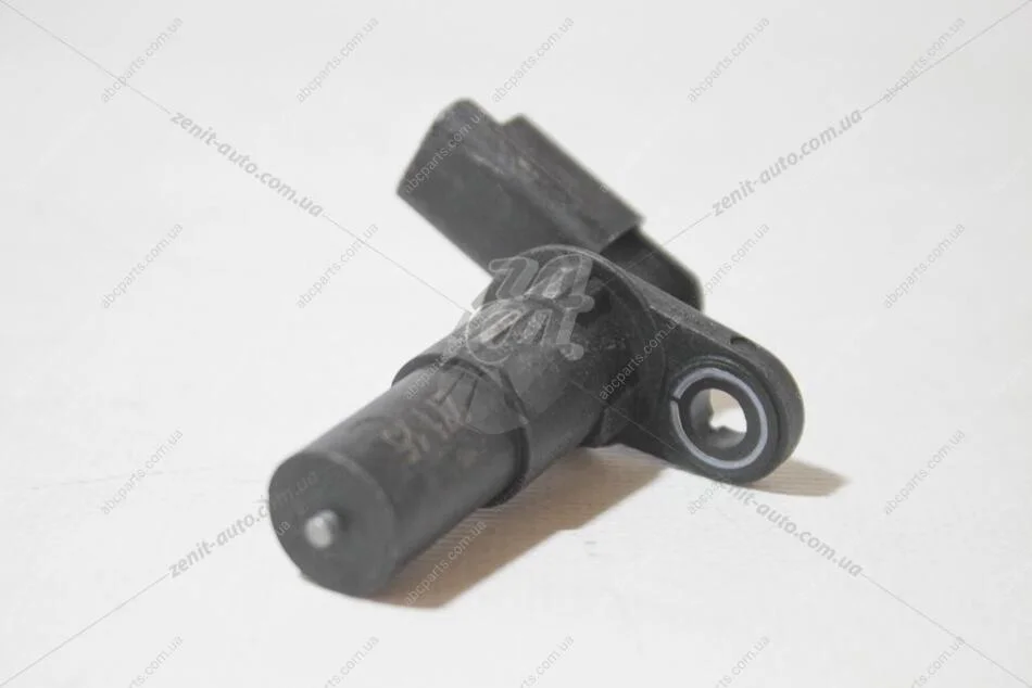 Датчик положення колінвала 1.4/1.6 16V Renault Duster, Megane III, Scenic III Renault RENAULT 8200647559 (фото 1)