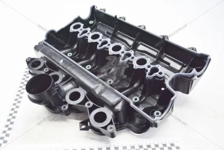 Кришка головки блоку циліндрів 2,2/2,5 dci Renault Master II (98-10), Trafic II (01-), Laguna II (01-) Renault RENAULT 8200714033