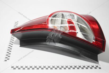 Ліхтар задній правий RENAULT 8200734824