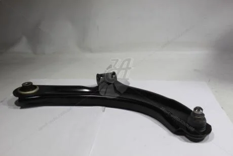 Важіль підвіски перед лев Renault Clio III Renault RENAULT 8200744092