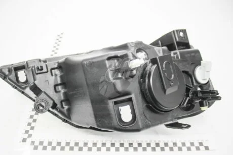 Фара левая Renault Logan I (09-12) Renault RENAULT 8200744753