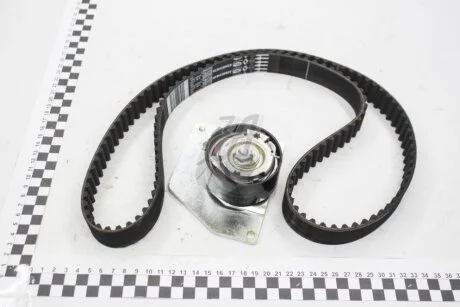 Комплект ременя ГРМ 133z.1.9dci Megane II/III, Scenic II/III, Laguna II Renault RENAULT 8201038625