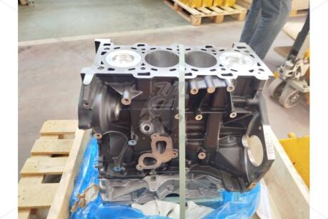 Блок цилиндров в сборе 2,3 dci M9T Master III (10-) поршни+коленвал+шатуны+масляный насос+цепь м.н.+поддон) RENAULT '8201627658
