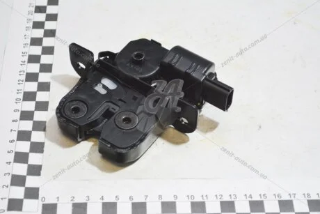 Замок крышки багажника Renault Megane III, Captur, Scenic III Renault RENAULT 905039428R