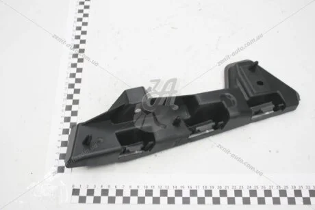 Направляющая перед бампера прав Renault Master III Renault RENAULT 960160002R