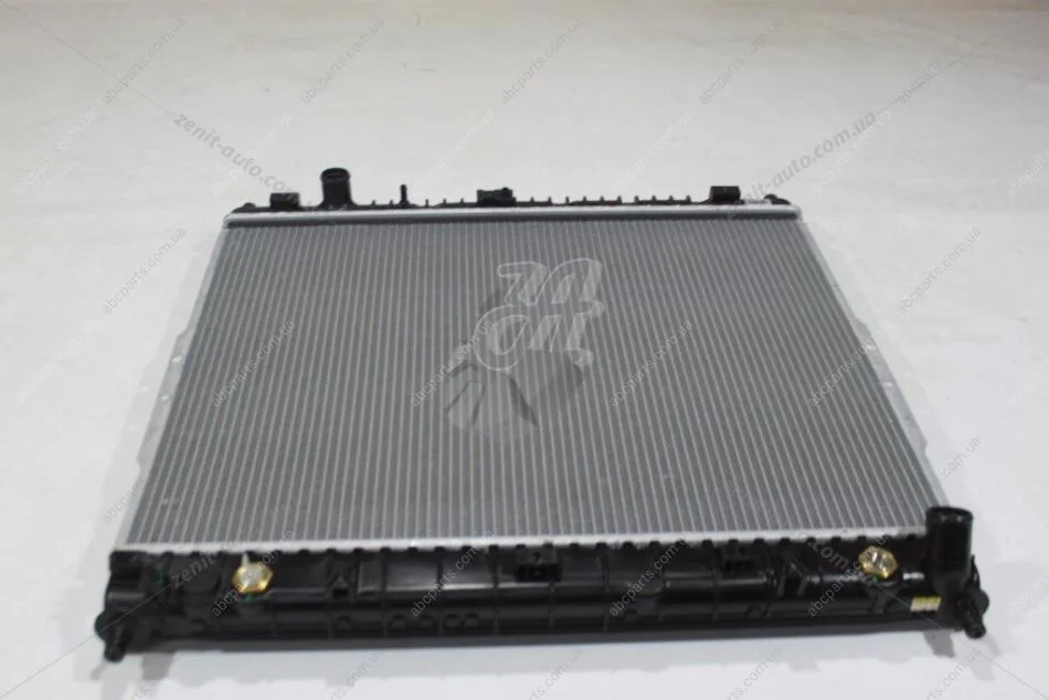 Радіатор охолодження Rexton A/T SsangYong SSANGYONG '2131008251 (фото 1)