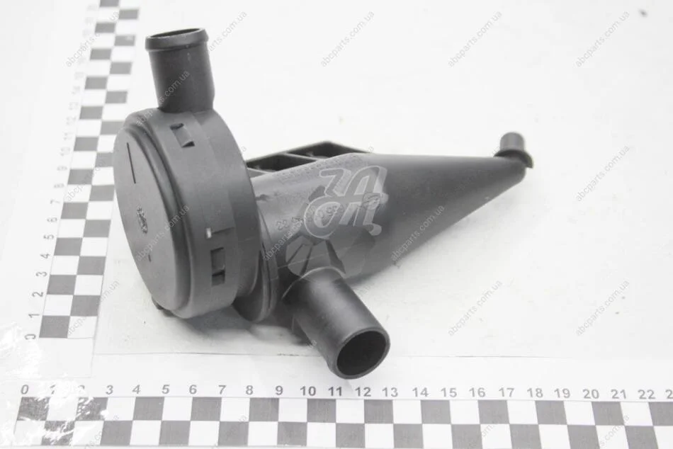 Масловіддільник Actyon (06-) D20 / Kyron (05-) D20, D27 / Rexton (06-) D20, D27 SsangYong SSANGYONG 6650180533 (фото 1)