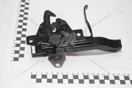 Замок капота Kyron (05-) SsangYong SSANGYONG 7111009003