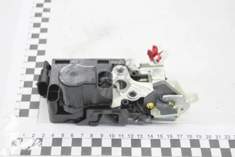 Замок двери передней левой Rexton (02-) SsangYong SSANGYONG 7121008032