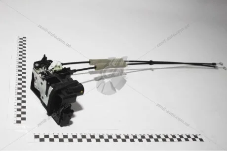 Замок двери задней правой Korando C (10-) SsangYong SSANGYONG 7132034002