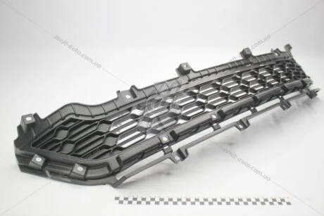 Решетка бампера переднего Korando C (13-) SsangYong SSANGYONG 7878134300