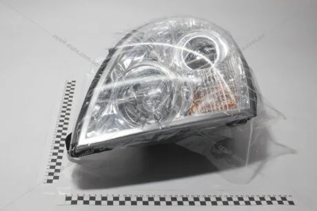 Фара ліва (+коректор) Rexton (-07) SsangYong SSANGYONG 8310108B13