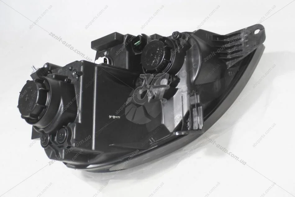 Фара правая (+корректор) Rexton (07-) SsangYong SSANGYONG 8310208B14 (фото 1)