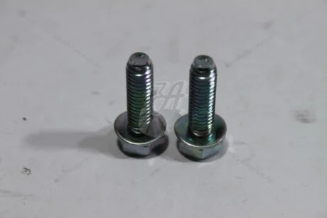 Болт кріплення (M6X20) універсальний (кратно 2) Korando, Tivoli SsangYong SSANGYONG '9706806201