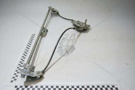 Стеклоподъемник 3302 передний левый (н/о) под ролик SSD '33020N1WR