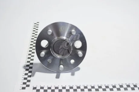 Маточина колеса заднього Toyota Camry ACV3,MCV3 01-06, Highlander (2.4-3.0) 2WD/Lexus ES350 (06-) TANGUN B52028R