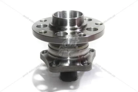 Маточина колеса задня з підшипником Skoda Superb (02-08)/VW Passat (97-05)/Audi A6 (98-05) (B72010) TANGUN 'B72010