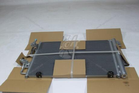 Радиатор кондиционера Opel Astra H (04-) 1.6i, 1.8i MT, AT TANGUN 'P72220