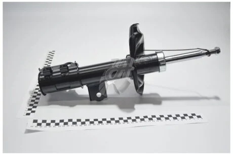 Амортизатор передній правий газовий TANGUN S21005