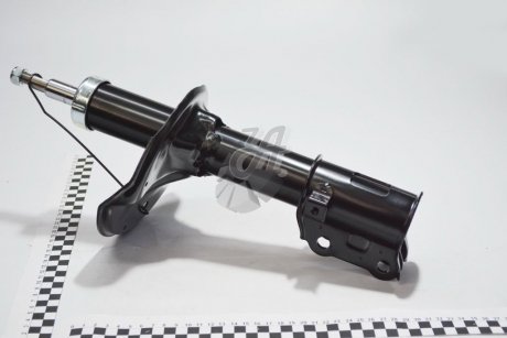 Амортизатор передний левый газовый MATRIX 01-06 TANGUN S21028