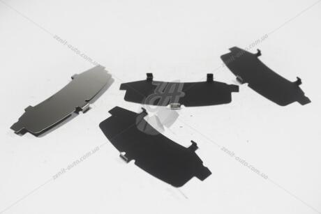 Пластины тормозных колодок задних (04946-0C010) TOYOTA 049460C010