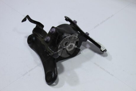 Опора КПП лів Rav4 (17-) 2,0i CVT TOYOTA '1237224040