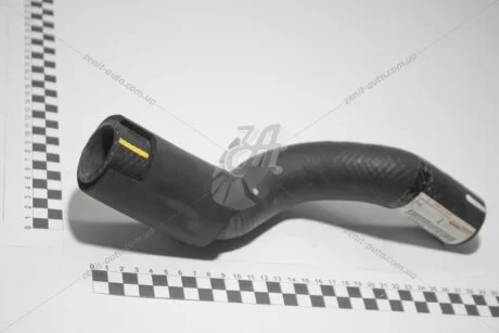 Патрубок радіатора (16571-28060) TOYOTA '1657128060