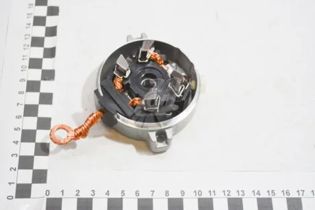 Щеткодержатель стартера (28130-28040) TOYOTA 2813028040