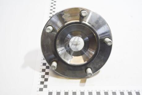 Ступица передняя LC200 (08-) (43502-60190) TOYOTA 4350260190