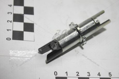 Распорка левая тормозных колодок ручника RX350 (08-) (47406-60010) TOYOTA 4740660010