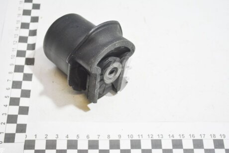 Сайлентблок рычага (48725-52020) TOYOTA 4872552020