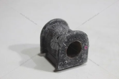 Втулка стабілізатора (48818-05120) TOYOTA '4881805120