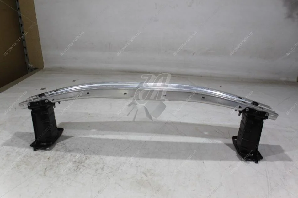 Усилитель бампера переднего (52021-47120) TOYOTA '52021-47120 (фото 1)