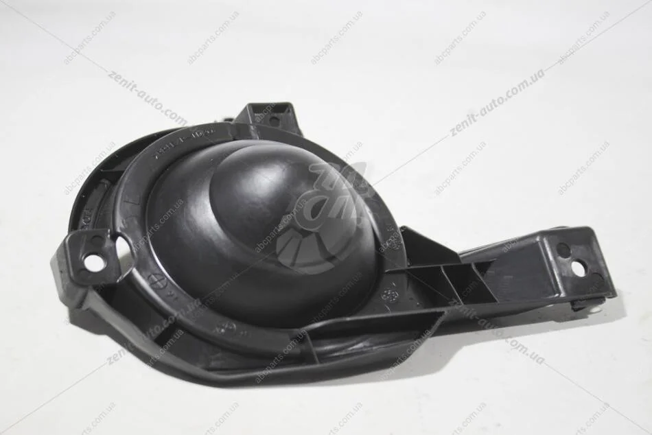 Заглушка фари противотуманной правою (52127-42130) TOYOTA 5212742130 (фото 1)