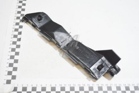 Крепёж переднего бампера (52535-05020) TOYOTA '52535-05020