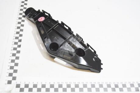 Кронштейн бампера переднего правый (52535-48050) TOYOTA 5253548050