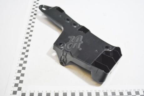 Крепёж заднего бампера (52592-33040) TOYOTA 5259233040