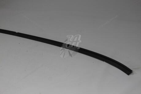 Молдинг стекла (56153-33010) TOYOTA '56153-33010